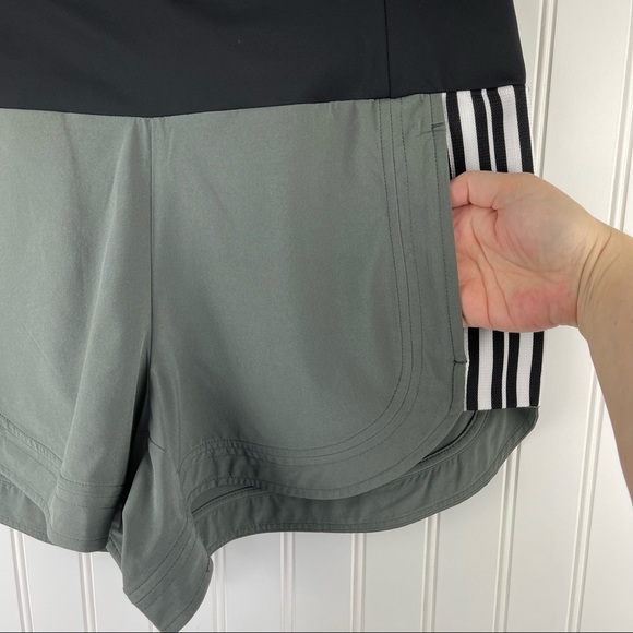 Athleta Ascender Gray Side Striped Athletic Shorts Size 10 - Picture 4 of 11